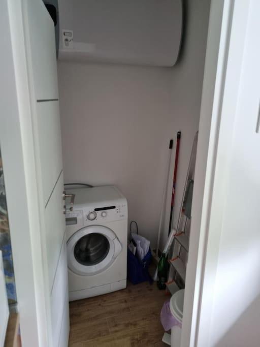 Studio Apartman Bojana 34M2,Free Wifi,Parking Sisak Buitenkant foto